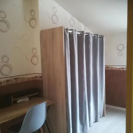 Chambre Simple Avec Wifi Châtellerault Exterior foto